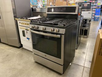GE Profile 5 Burner Gas Range Model #PGB911SEJ4SS