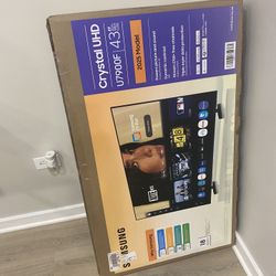 Samsung Crystal UHD 4K Smart TV  43” Brand New Never Opened 