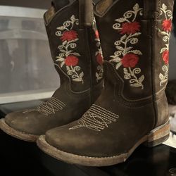Girl Boots 
