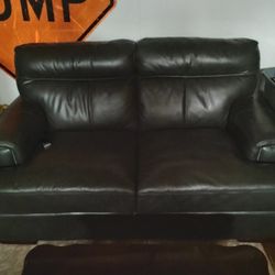 Nice leather loveseat