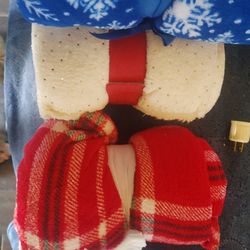 FLEECE FABRIC/BLANKETS