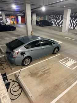 Toyota Prius 2013 plug-in