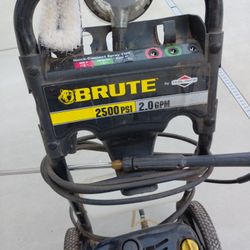 Gas Powered 2500psi Brutte Pressure Washer 