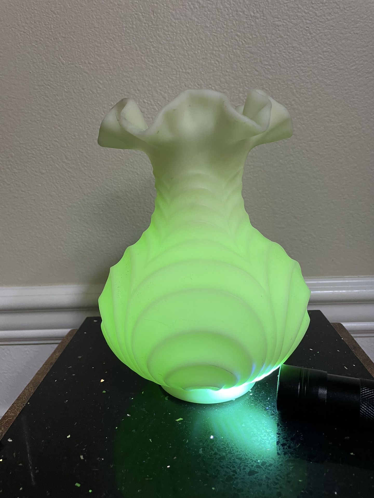 Fenton Custard Satin Uranium Art Glass Vase Ruffled Drapery Design 8”