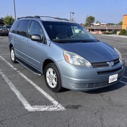 2005 Toyota Sienna