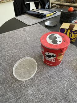 !Never Used! Mini Pringles Stash Jar