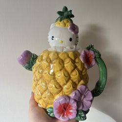 Hello Kitty Glass Tea Pot 