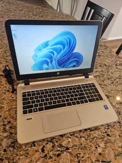 HP 15.6" Laptop - Intel Core i7 3.1ghz, 8gb Ram, 500gb, Windows 11, NEW BATTERY!, Intel HD GPU (Roblox Gaming, Etc)