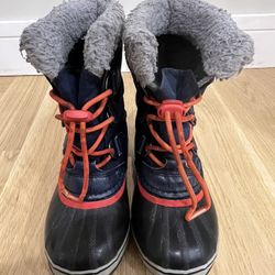 Kids Sorel Winter Boots - Size 2 