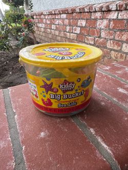 Kiddy Dough Big Bucket Sea Life Play Set – 15 Pieces