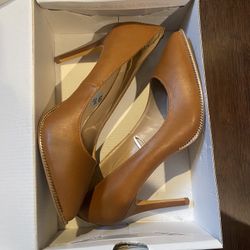 9.5 Never Worn Heels