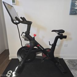 Peloton Bike