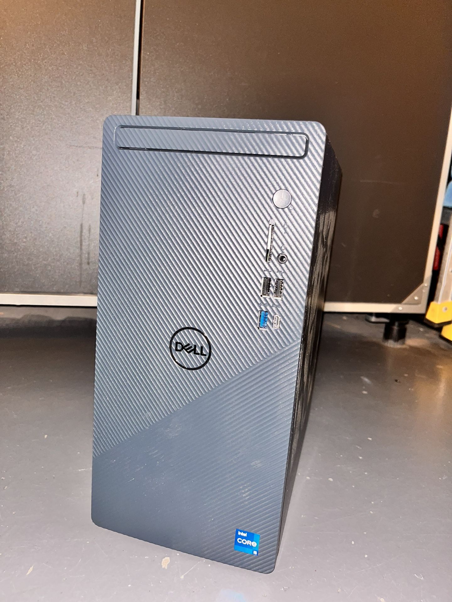 Dell Inspiron Desktop