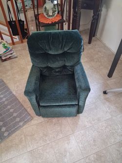 Recliner Toddler Size Good Condition (Cash Only)