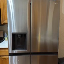 LG Refrigerator - 27 cu.  