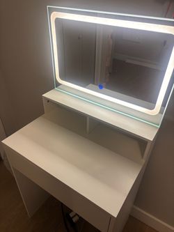 White LED vanity mirror