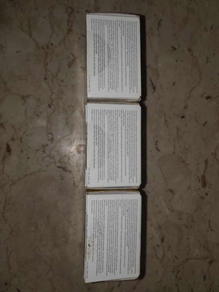 3 Sprint BLACKBERRY STYLE 9670 STEEL GREY (Qty =3) Cell phones & Smartphones