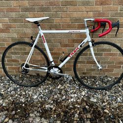 Trek 1000 Road Bike 56cm