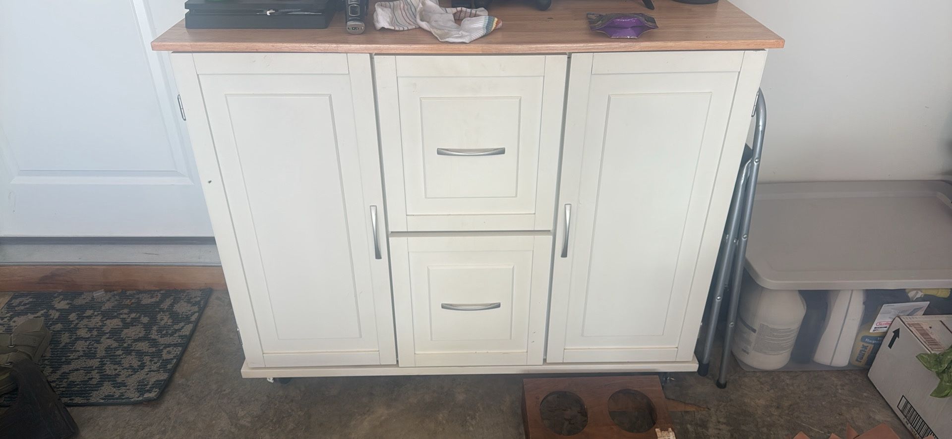 Storage Table