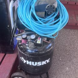 Husky 10 Gallon Air Compressor 