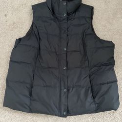 Old Navy black vest
