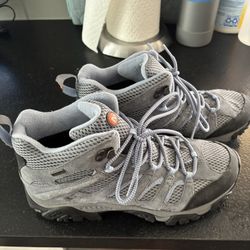 Merrell Women Hiking Boots 