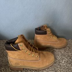Child’s Timberland Boots 
