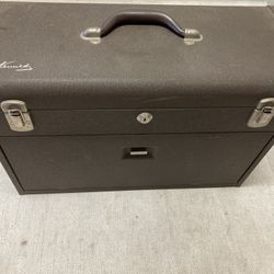 Kennedy 620 Tool Box Excellent Condition 