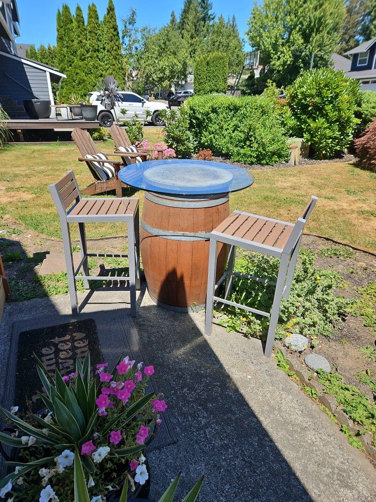 Wine Barrel Table With Stools
