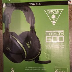 Turtle Beach Stealth 600 Xbox Headset - Like New!