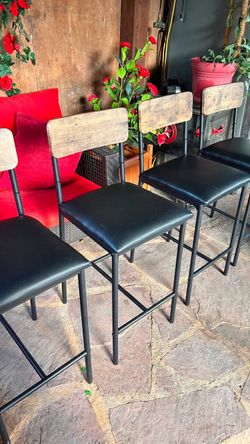 Kitchen bar stools