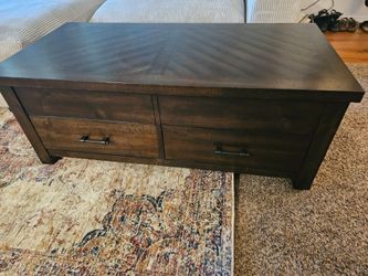 Jax Lift Top Coffee Table