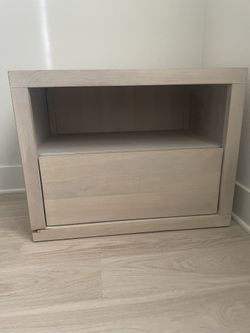 POTTERY BARN 27 CAYMAN NIGHTSTAND