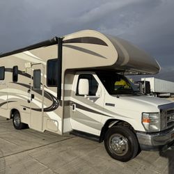 2015 Ford E-350 Four Winds by Thor 24’ * Driveway Suitable *