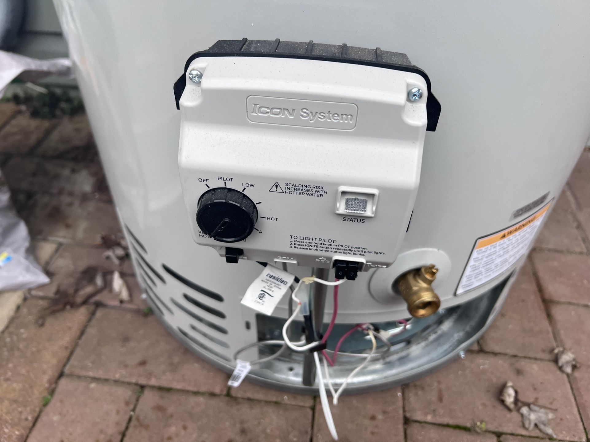 50 Gallon Natural Gas Hot Water Heater offerup.com