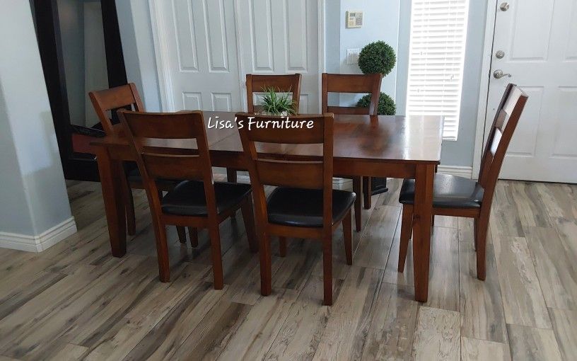 Beautiful Dining Table 