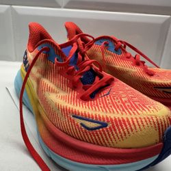 HOKA Clifton 9 One One Cloudless