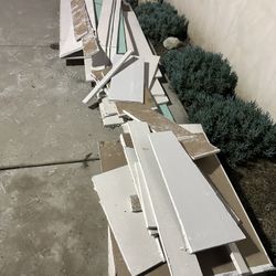 Free Drywall Scraps 