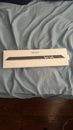 Apple Magic Keyboard with Numeric Pad and Touch ID