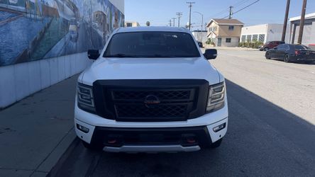 2021 Nissan Titan Pro-4x 4x4 Crew Cab Pickup Truck For Sale in Excellent Working Condition