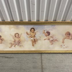 Gold Vintage Frame With Baby Angeles 