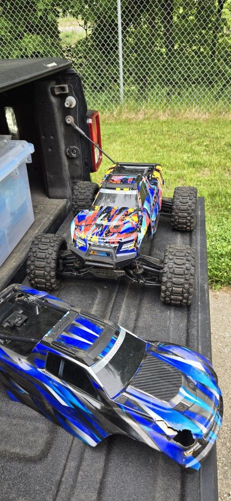 Traxxas Widemaxx RC Truck