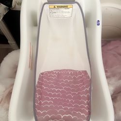 Bathtub For Baby And A Sleep Nest Brand New 