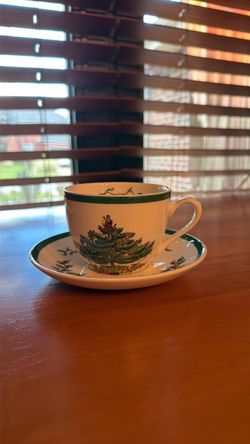 Spode Christmas Tree Tea Cups and Saucers (12 ea.)