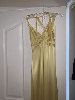 BCBG MAXAZRIA Yellow Dress size 02