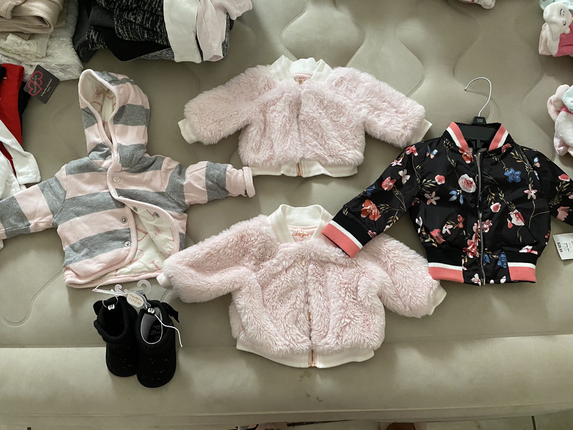 Baby girl clothes (NB & 0-3 MTHS)