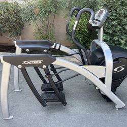 CYBEX Arc Trainer