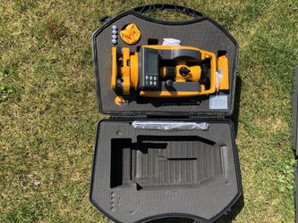 NEW CST/Berger DGT10 THEODOLITE FOR SURVEYING & CONSTRUCTION