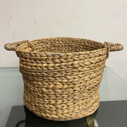 Woven Basket Home Decor