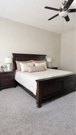 Bedroom 4 piece furniture set